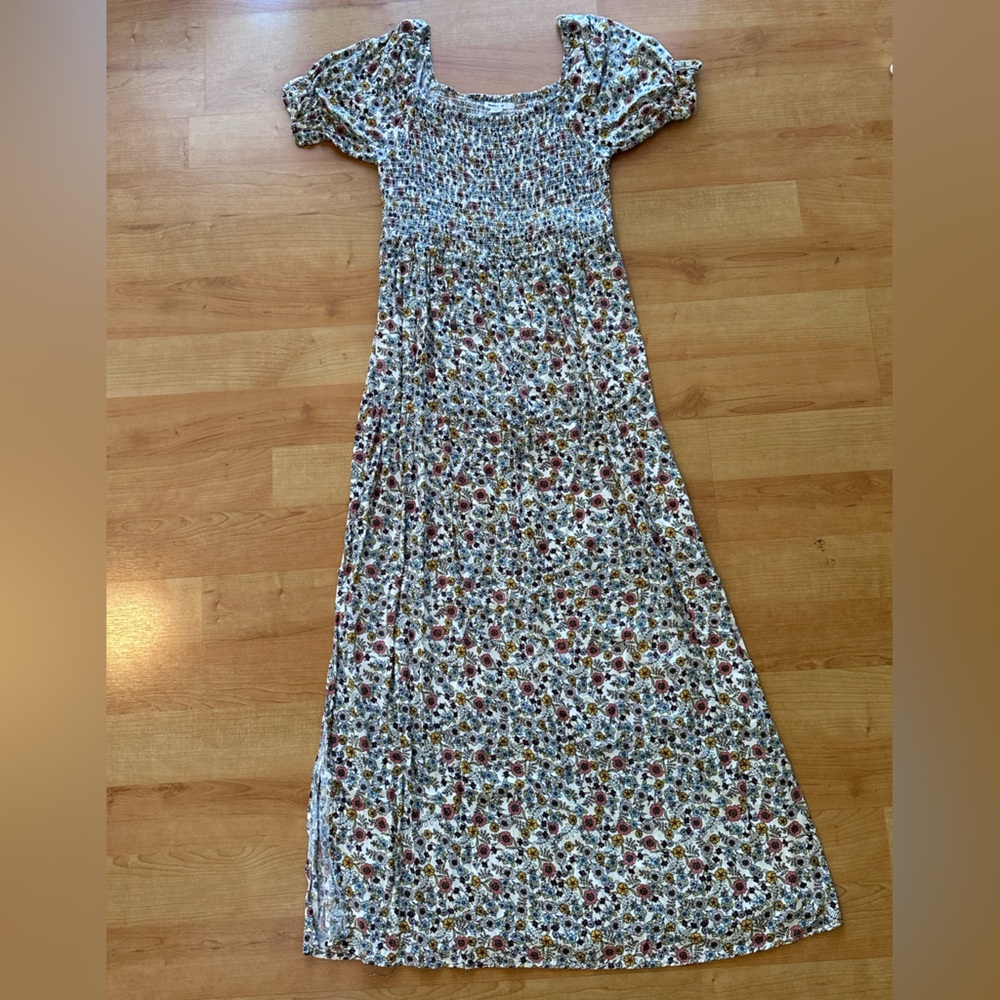 **O'Neill Maxi Dress with Side Slits - Sweet Floral - size XL - new never worn**